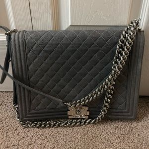CHANEL Boy Flap Bag Caviar Large Authentic check photos